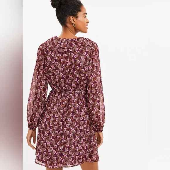 Loft Floral Long Sleeve Dress V Neck Size Medium - Picture 2 of 7